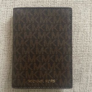 Michael Kors passport case